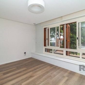 Apartamento à venda com 128m², 3 quartos, 1 suíte, 2 vagas no bairro Rio Branco em Porto Alegre