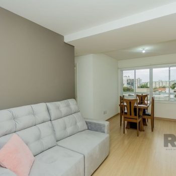 Apartamento à venda com 64m², 2 quartos, 1 vaga no bairro Petrópolis em Porto Alegre