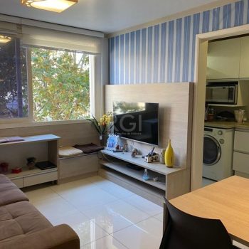 Apartamento à venda com 43m², 1 quarto no bairro Centro em Porto Alegre