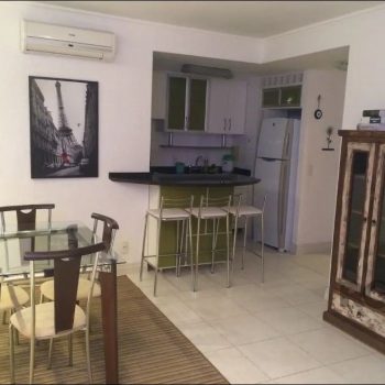 Apartamento à venda com 44m², 1 quarto, 1 vaga no bairro Menino Deus em Porto Alegre