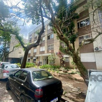 Apartamento à venda com 83m², 3 quartos, 1 vaga no bairro Menino Deus em Porto Alegre