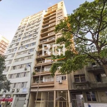 Apartamento à venda com 202m², 3 quartos, 1 suíte, 1 vaga no bairro Centro Histórico em Porto Alegre