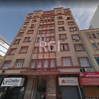 Apartamento à venda com 84m², 4 quartos, 1 suíte no bairro Centro Histórico em Porto Alegre