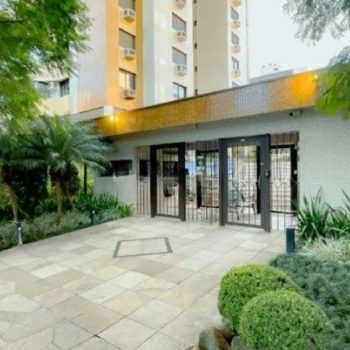 Cobertura à venda com 251m², 3 quartos, 1 suíte, 3 vagas no bairro Petrópolis em Porto Alegre