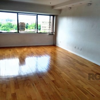 Conjunto/Sala à venda com 48m², 1 vaga no bairro Bom Fim em Porto Alegre