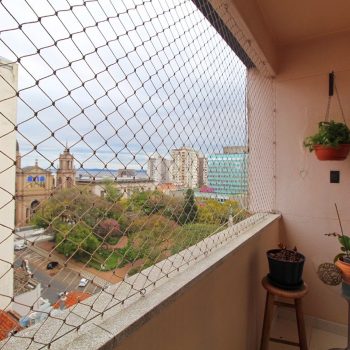 Apartamento à venda com 216m², 4 quartos, 2 suítes, 1 vaga no bairro Centro Histórico em Porto Alegre