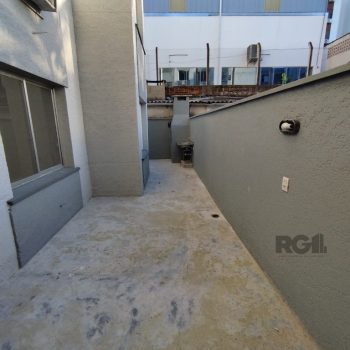 Apartamento à venda com 83m², 2 quartos, 1 vaga no bairro Vila Ipiranga em Porto Alegre