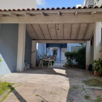 Casa à venda com 200m², 3 quartos no bairro Petrópolis em Porto Alegre