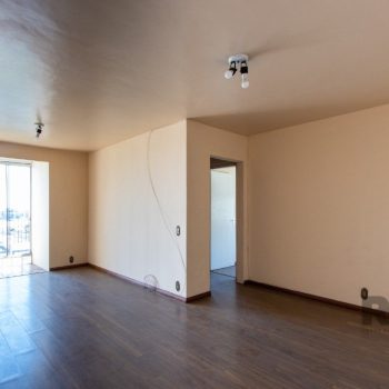 Apartamento à venda com 86m², 2 quartos, 1 vaga no bairro Cristal em Porto Alegre