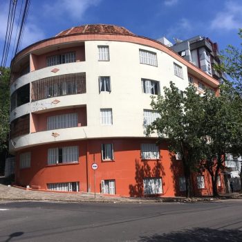 Apartamento à venda com 76m², 3 quartos no bairro Floresta em Porto Alegre