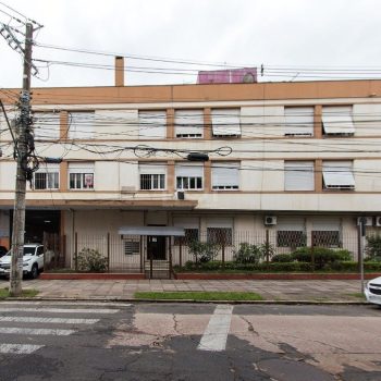 Apartamento à venda com 101m², 3 quartos, 1 vaga no bairro Menino Deus em Porto Alegre