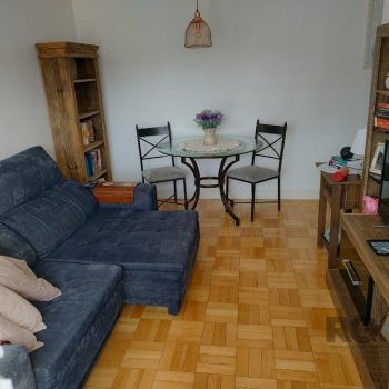 Apartamento à venda com 72m², 2 quartos, 1 vaga no bairro Centro Histórico em Porto Alegre