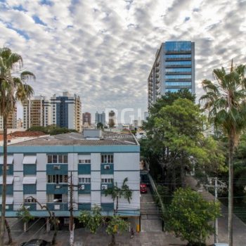 Conjunto/Sala à venda com 52m², 1 vaga no bairro Menino Deus em Porto Alegre