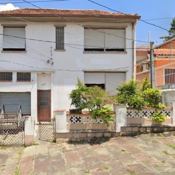 Casa à venda com 155m², 3 quartos, 3 vagas no bairro Passo d'Areia em Porto Alegre