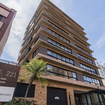 Apartamento à venda com 130m², 3 quartos, 3 suítes, 3 vagas no bairro Petrópolis em Porto Alegre