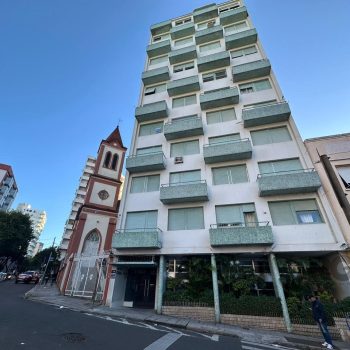 Apartamento à venda com 48m², 2 quartos, 1 vaga no bairro Centro Histórico em Porto Alegre