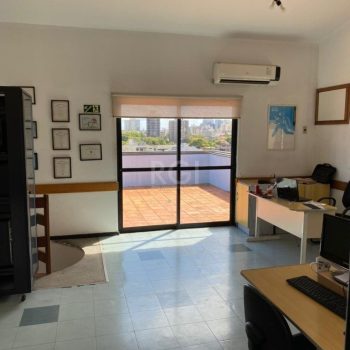 Conjunto/Sala à venda com 112m² no bairro Azenha em Porto Alegre