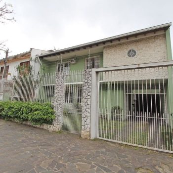 Casa à venda com 790m², 5 quartos, 5 suítes, 4 vagas no bairro Partenon em Porto Alegre