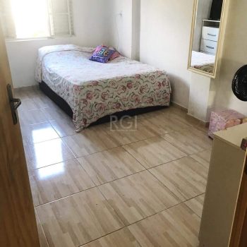 Apartamento à venda com 101m², 2 quartos, 1 vaga no bairro Medianeira em Porto Alegre