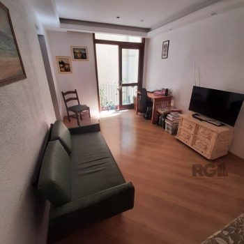 Apartamento à venda com 76m², 2 quartos no bairro Santana em Porto Alegre