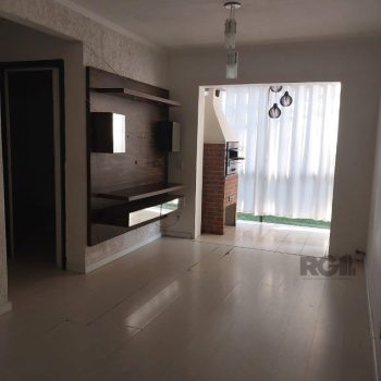 Apartamento à venda com 72m², 2 quartos, 1 vaga no bairro Partenon em Porto Alegre