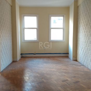 Conjunto/Sala à venda com 123m² no bairro Centro em Porto Alegre