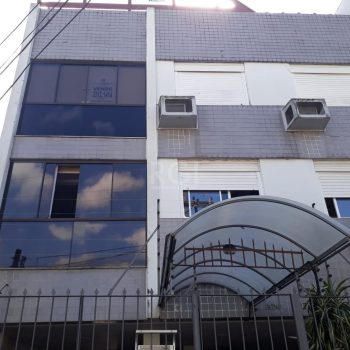 Cobertura à venda com 165m², 3 quartos, 1 suíte, 2 vagas no bairro Santana em Porto Alegre