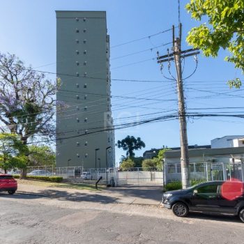 Apartamento à venda com 48m², 2 quartos, 1 vaga no bairro Glória em Porto Alegre