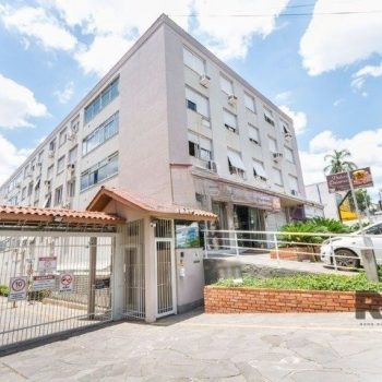 Apartamento à venda com 86m², 3 quartos, 1 vaga no bairro Vila Ipiranga em Porto Alegre