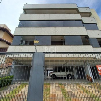 Cobertura à venda com 260m², 3 quartos, 1 suíte, 2 vagas no bairro Jardim Itu em Porto Alegre