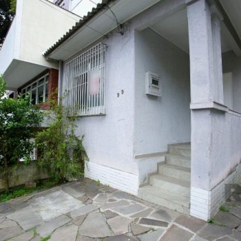 Casa à venda com 95m², 2 quartos, 1 vaga no bairro Chácara das Pedras em Porto Alegre