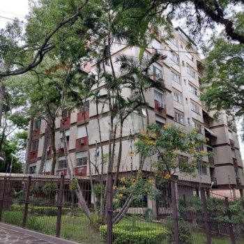 Apartamento à venda com 77m², 2 quartos, 1 vaga no bairro São João em Porto Alegre