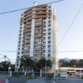 Apartamento à venda com 104m², 3 quartos, 1 suíte, 2 vagas no bairro Cristal em Porto Alegre