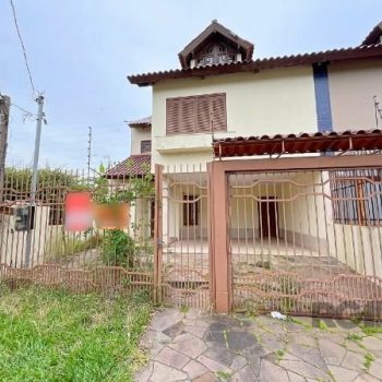 Casa à venda com 172m², 3 quartos, 2 suítes, 2 vagas no bairro Ipanema em Porto Alegre