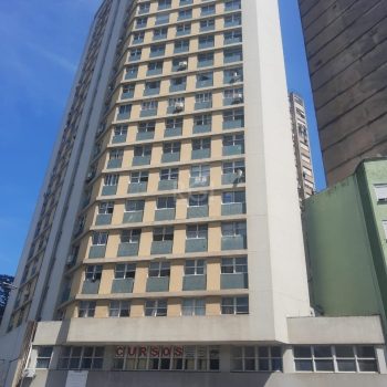 Apartamento à venda com 63m², 3 quartos no bairro Centro Histórico em Porto Alegre