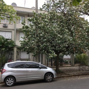 Apartamento à venda com 75m², 3 quartos no bairro Moinhos de Vento em Porto Alegre