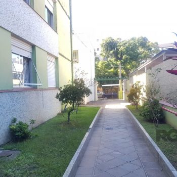 Apartamento à venda com 67m², 2 quartos no bairro Santana em Porto Alegre