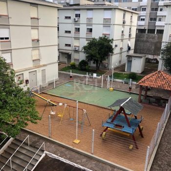 Apartamento à venda com 69m², 3 quartos no bairro Cristo Redentor em Porto Alegre