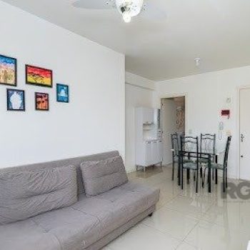 Apartamento à venda com 65m², 3 quartos, 1 suíte, 1 vaga no bairro Santo Antônio em Porto Alegre