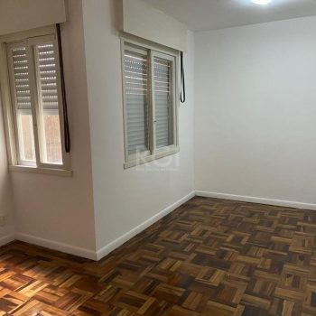 Apartamento à venda com 65m², 2 quartos, 1 vaga no bairro Cristo Redentor em Porto Alegre