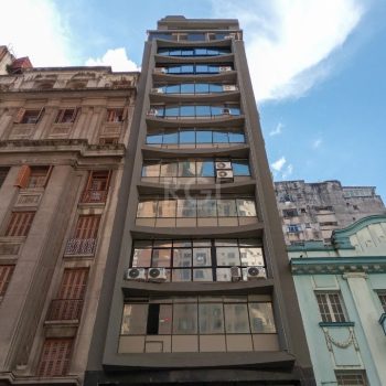 Conjunto/Sala à venda com 141m² no bairro Centro Histórico em Porto Alegre