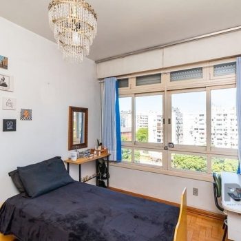 Apartamento à venda com 86m², 3 quartos, 1 vaga no bairro Centro Histórico em Porto Alegre