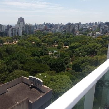 Studio à venda com 32m², 1 quarto, 1 vaga no bairro Moinhos de Vento em Porto Alegre