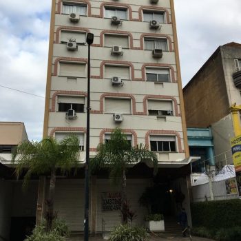 Apartamento à venda com 41m², 1 quarto, 1 vaga no bairro Centro Histórico em Porto Alegre