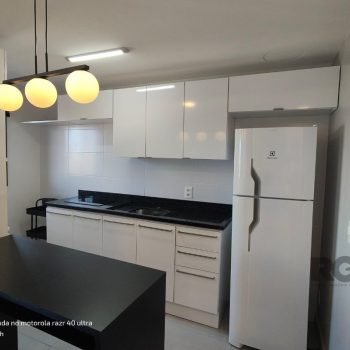 Apartamento à venda com 61m², 2 quartos, 1 suíte, 1 vaga no bairro Azenha em Porto Alegre