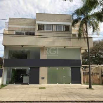 Predio à venda com 699m², 7 vagas no bairro Tristeza em Porto Alegre