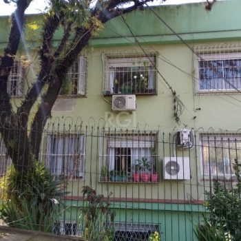 Apartamento à venda com 68m², 3 quartos no bairro Cristal em Porto Alegre