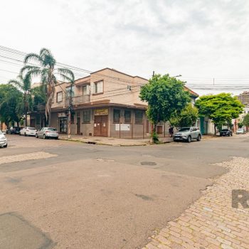 Loja à venda com 87m² no bairro Floresta em Porto Alegre