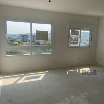 Apartamento à venda com 67m², 3 quartos, 1 suíte, 2 vagas no bairro Glória em Porto Alegre