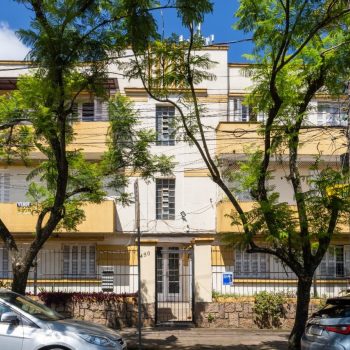 Apartamento à venda com 70m², 2 quartos, 1 vaga no bairro Moinhos de Vento em Porto Alegre